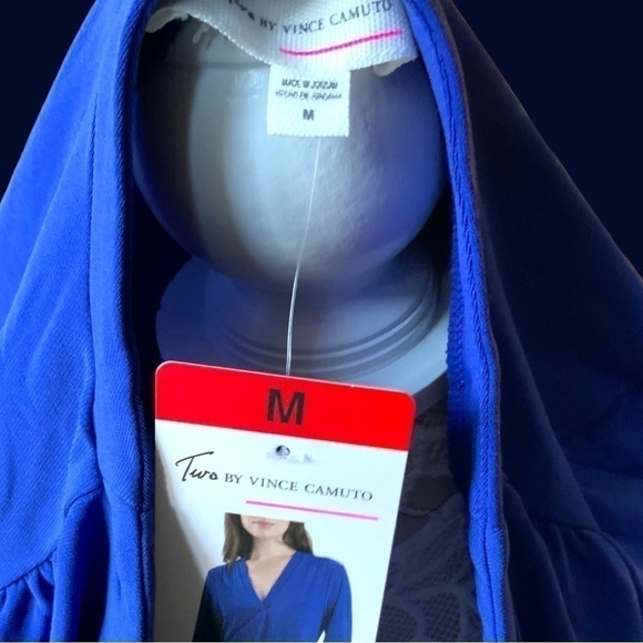 NWT Two by Vince Camaro Goddess Blue V neck medium shirt - Picture 3 of 10